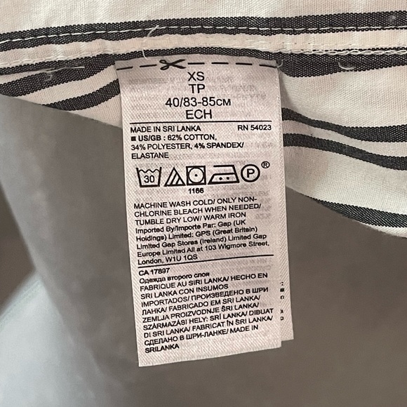 🔵5 For $15🔵 Banana Republic Quinn Boy Fit White & Dark Grey Stripe Button Down - Picture 8 of 8